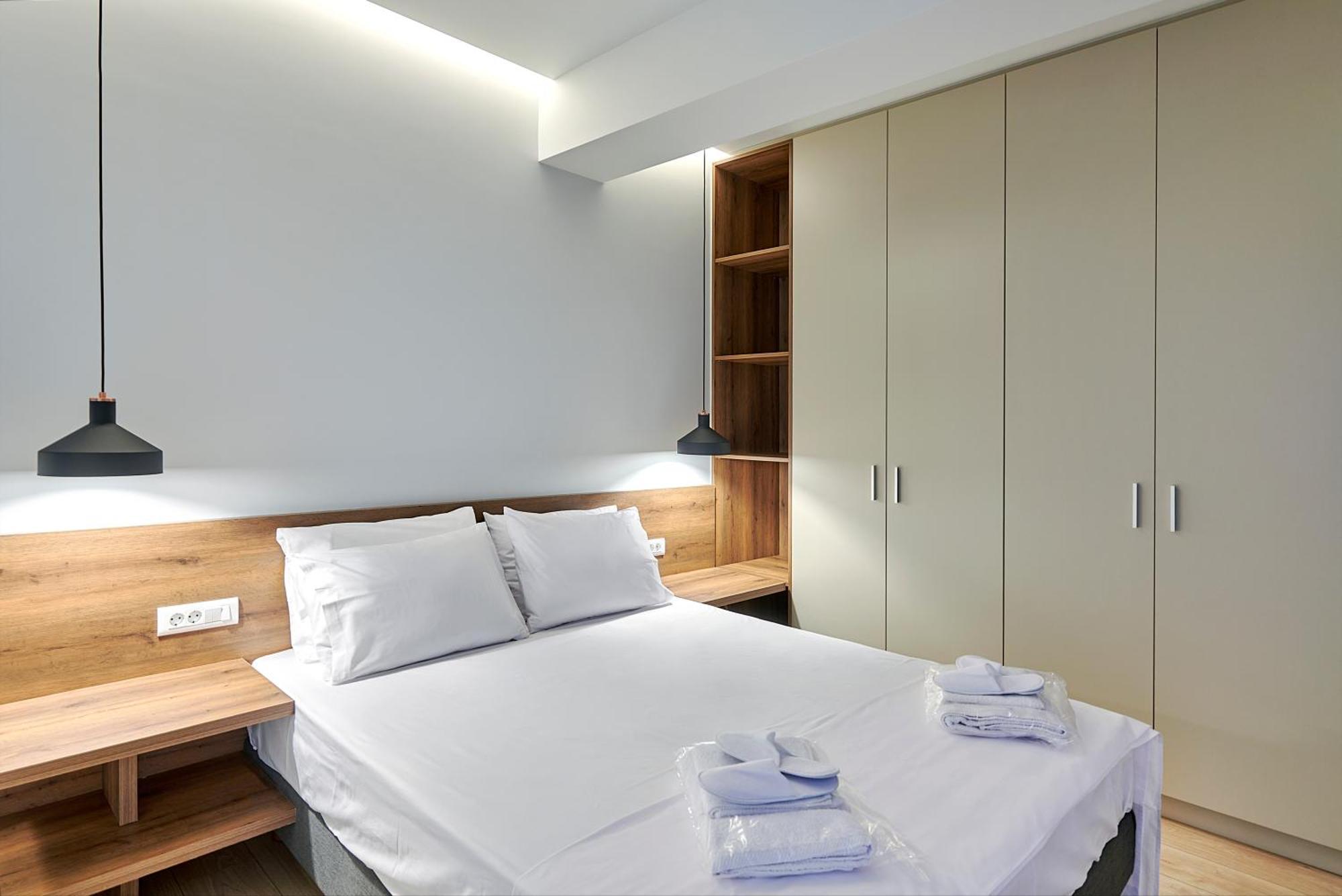 City-Center Apartment In Vibrant Monastiraki, Афины Экстерьер фото