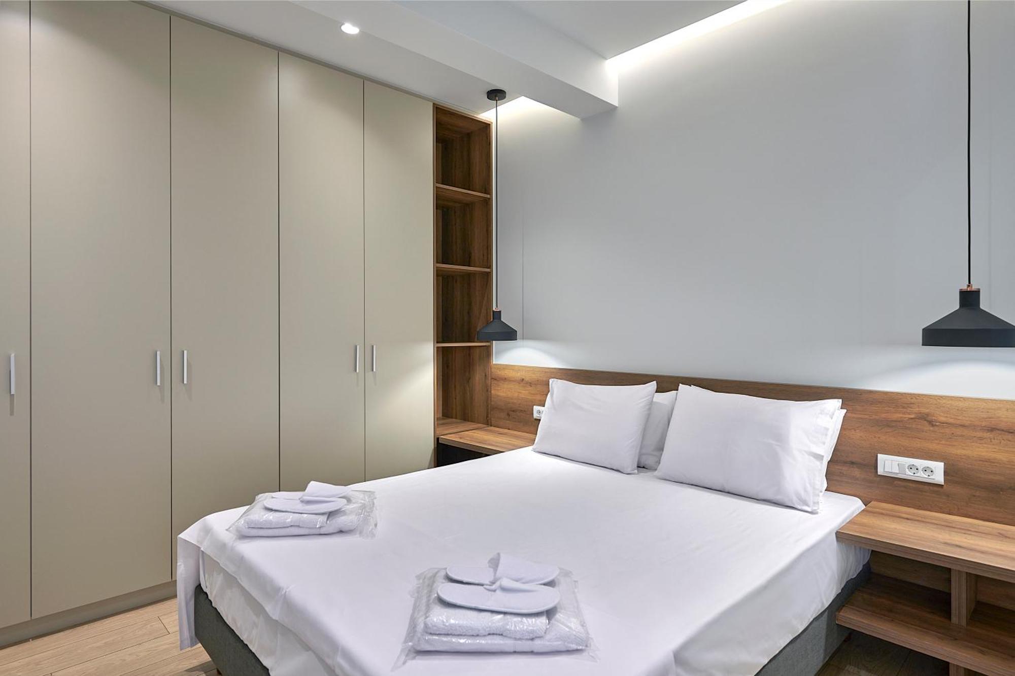 City-Center Apartment In Vibrant Monastiraki, Афины Экстерьер фото