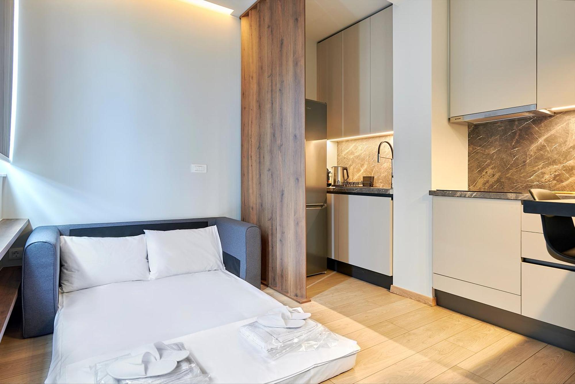 City-Center Apartment In Vibrant Monastiraki, Афины Экстерьер фото
