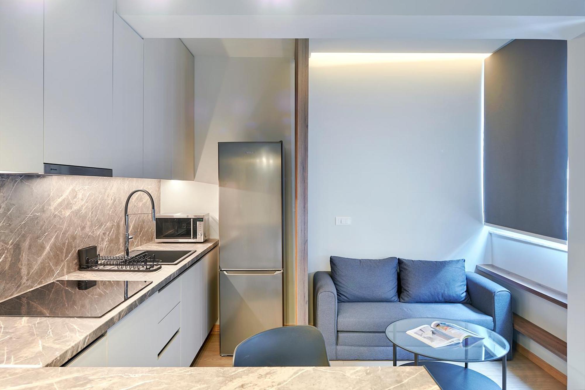 City-Center Apartment In Vibrant Monastiraki, Афины Экстерьер фото
